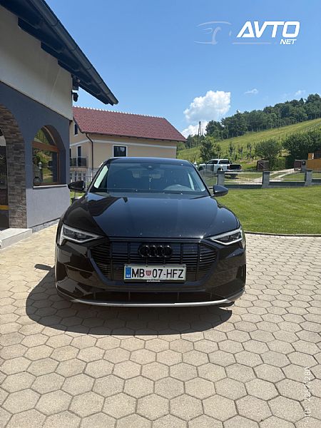 Audi&nbsp;e-tron Sportback&nbsp;<small><strong>Quattro</strong></small>