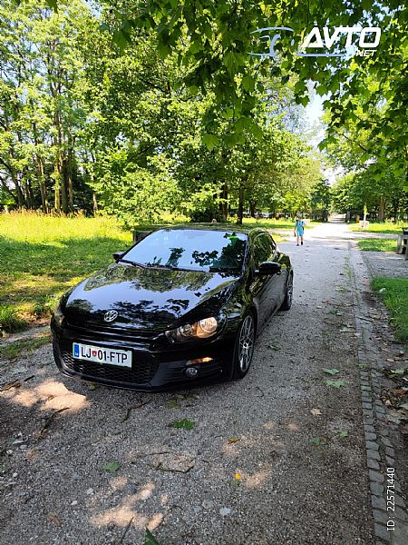 Volkswagen&nbsp;Scirocco&nbsp;<small><strong>1.4 TSI DSG</strong></small>