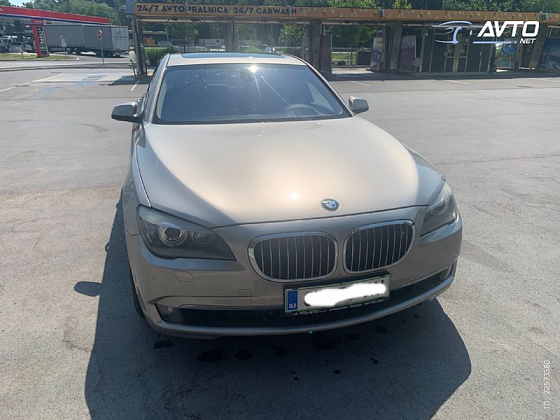 BMW&nbsp;serija 7:&nbsp;<small><strong>750i xDrive Avt.</strong></small>