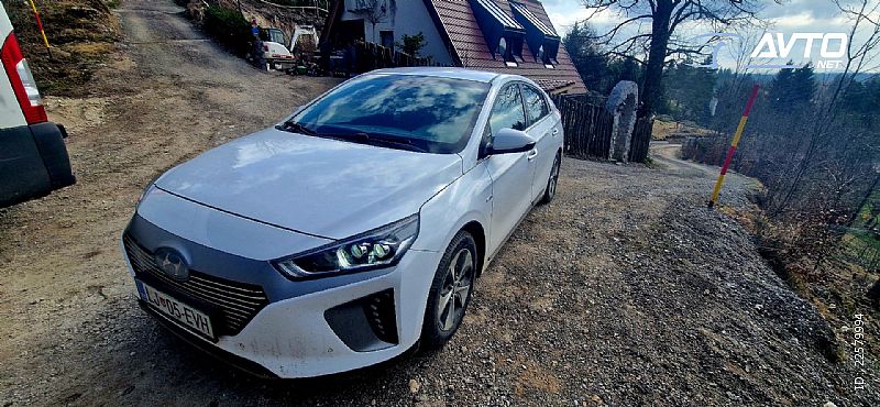 Hyundai&nbsp;Ioniq&nbsp;<small><strong>vsa oprema</strong></small>