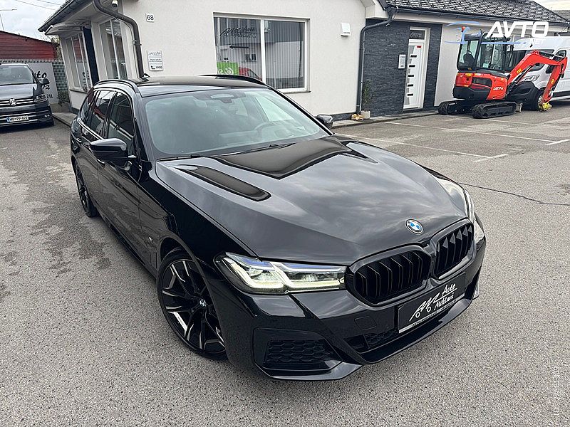 BMW&nbsp;serija 5 Touring:&nbsp;<small><strong>520 d M Sport ACC.LASER.AMBIENT.KAMERA.HUD</strong></small>