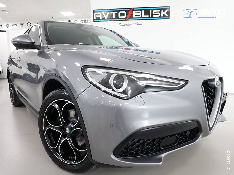 Alfa Romeo&nbsp;Stelvio&nbsp;<small><strong>2.2 Multijet 190 Q4 Super-LED-KLJUKA-KAMERA-RADAR</strong></small>