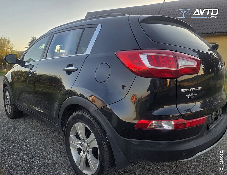 Kia&nbsp;Sportage&nbsp;<small><strong>2WD 1.7 CRDi Fun 4x4 </strong></small>