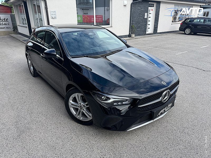 Mercedes-Benz&nbsp;CLA Shooting Brake&nbsp;<small><strong>CLA 180 Shooting Brake Progressive Avt.</strong></small>