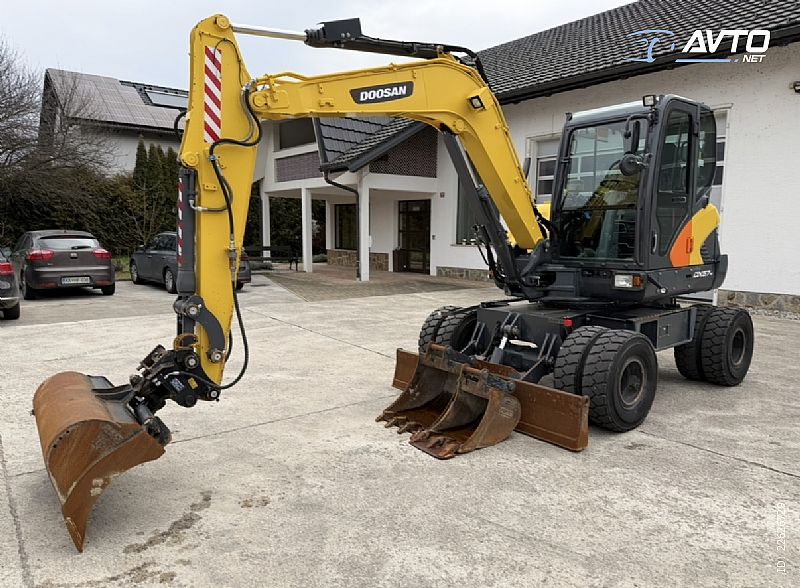 Doosan&nbsp;DX57-W&nbsp;<small><strong></strong></small>