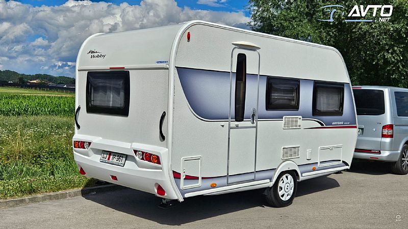 Hobby&nbsp;390 SF ONTOUR + BALDAHIN&nbsp;<small><strong></strong></small>