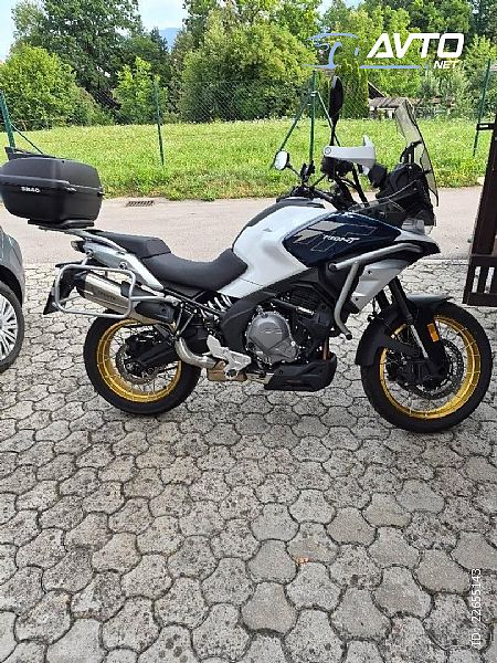 CF Moto&nbsp;700MT