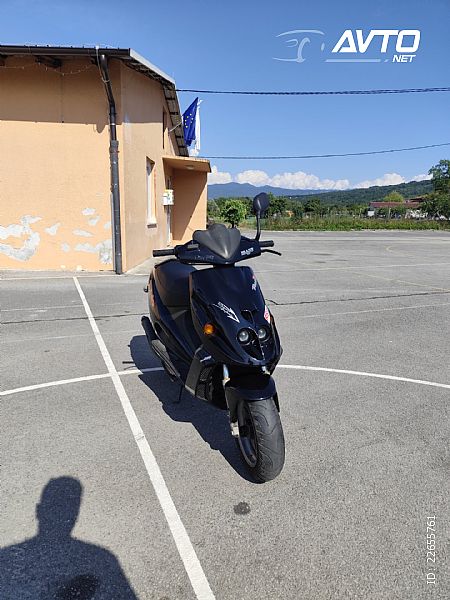 Malaguti&nbsp;F12