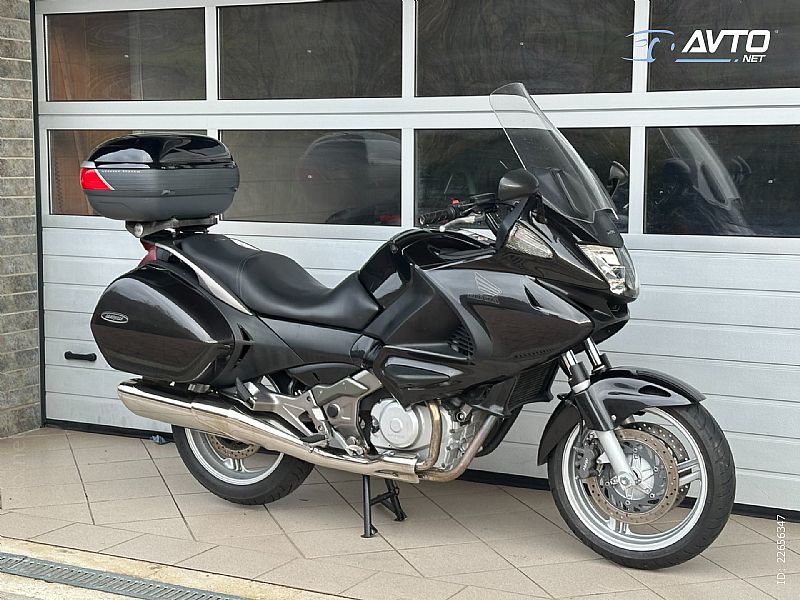Honda&nbsp;NT 700 DEAUVILLE mo�na menjava tudi za avto