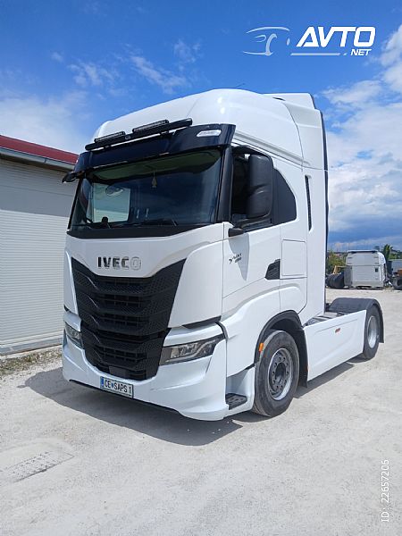 Iveco&nbsp;S way 490&nbsp;<small><strong></strong></small>