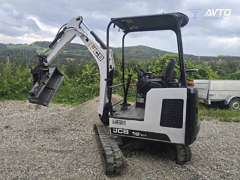 JCB&nbsp;JCB 19&nbsp;<small><strong></strong></small>