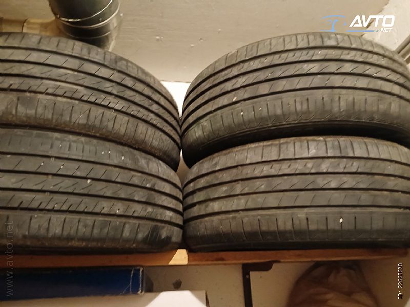 Continental&nbsp;&nbsp;<small>205&nbsp;/&nbsp;55 &nbsp;R&nbsp;16</small>