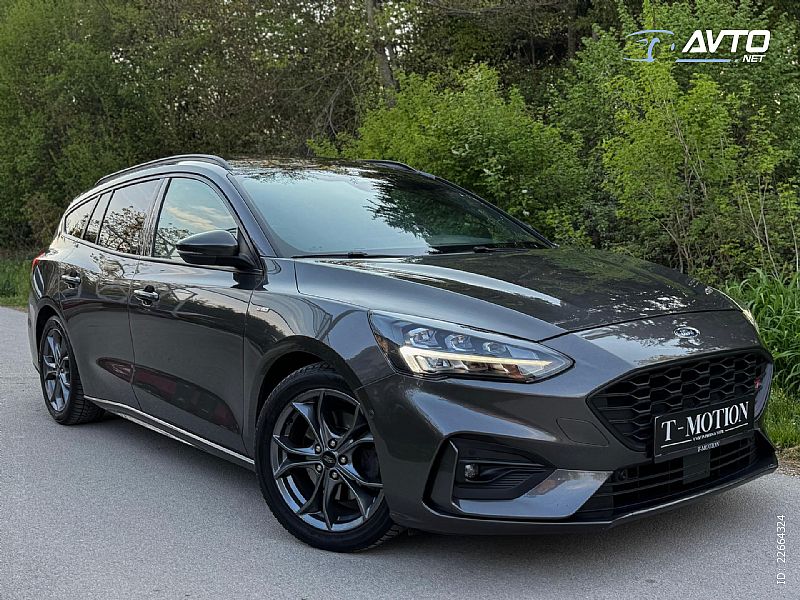 Ford&nbsp;Focus&nbsp;<small><strong>2.0d ST-Line Avt.|Pano|Keyless|Led|ACC|Lane|Kamera</strong></small>