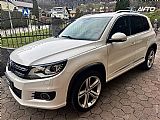 Volkswagen Tiguan 2.0 TDI 4X4 DSG 1.LASTNIK R-LINE ALU18 BIXENON LED
