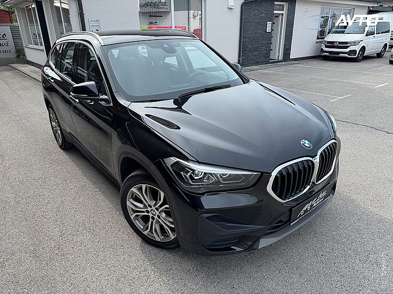BMW&nbsp;serija X1:&nbsp;<small><strong>sDrive18i Design Avt. LED.NAVI.KAMERA</strong></small>