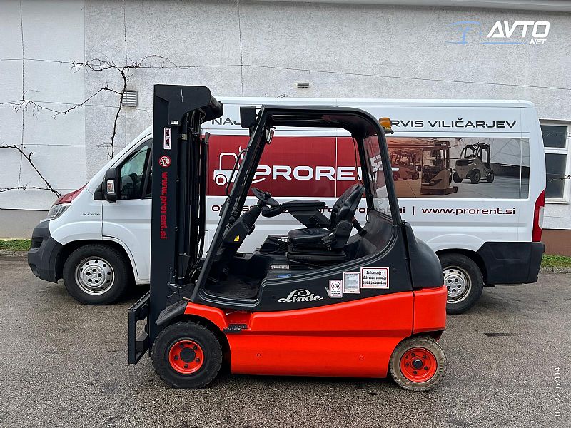 Linde&nbsp;E25-02 - TRIPLEX