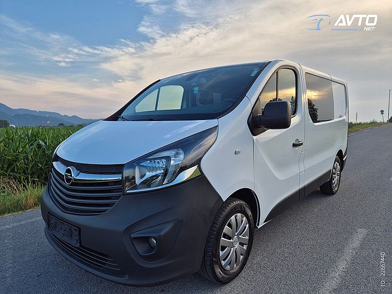 Opel&nbsp;Vivaro&nbsp;<small><strong>1.LASTNIK-SLOVENSKO POREKLO-6 SEDE9EV</strong></small>