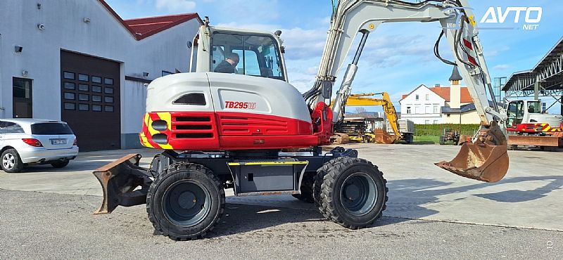 Takeuchi&nbsp;BT 295&nbsp;<small><strong></strong></small>