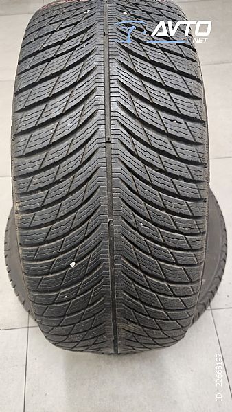 Michelin&nbsp;6.2mm letnik 2022&nbsp;<small>255&nbsp;/&nbsp;45 &nbsp;R&nbsp;18</small>