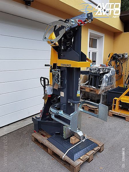 Uniforest&nbsp;23T ELEKTRO KARDAN Z DALJINJSKO VITLO. NA OBROKE  &nbsp;<small><strong></strong></small>