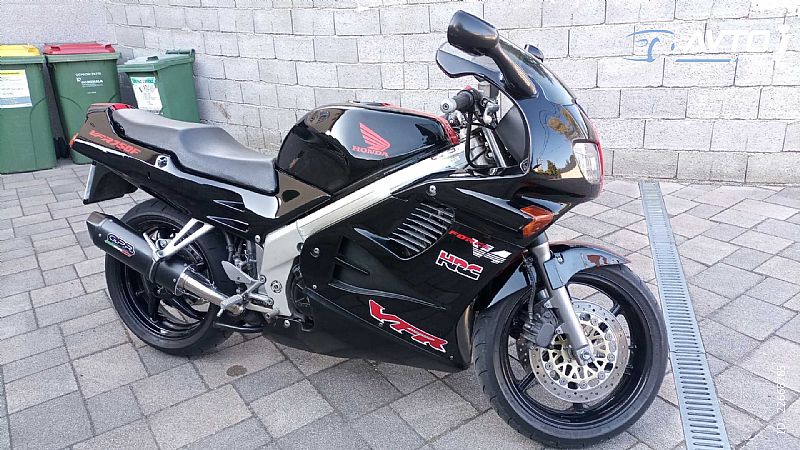 Honda&nbsp;VFR 750 F
