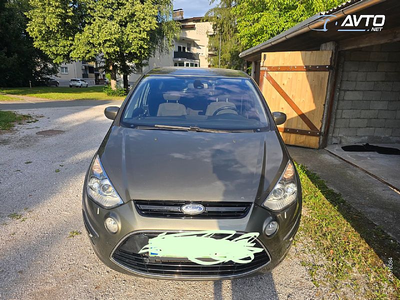 Ford&nbsp;S-Max&nbsp;<small><strong>2.0 TDCi Titanium Avt.</strong></small>