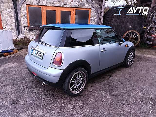 MINI&nbsp;Cooper&nbsp;<small><strong>1.6</strong></small>