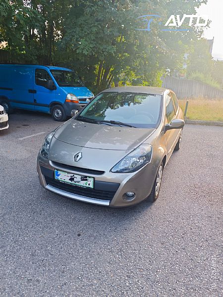 Renault&nbsp;Clio&nbsp;<small><strong>1.2 16V Authentique</strong></small>