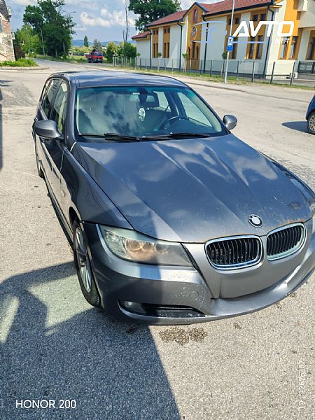 BMW&nbsp;serija 3 Touring:&nbsp;<small><strong></strong></small>