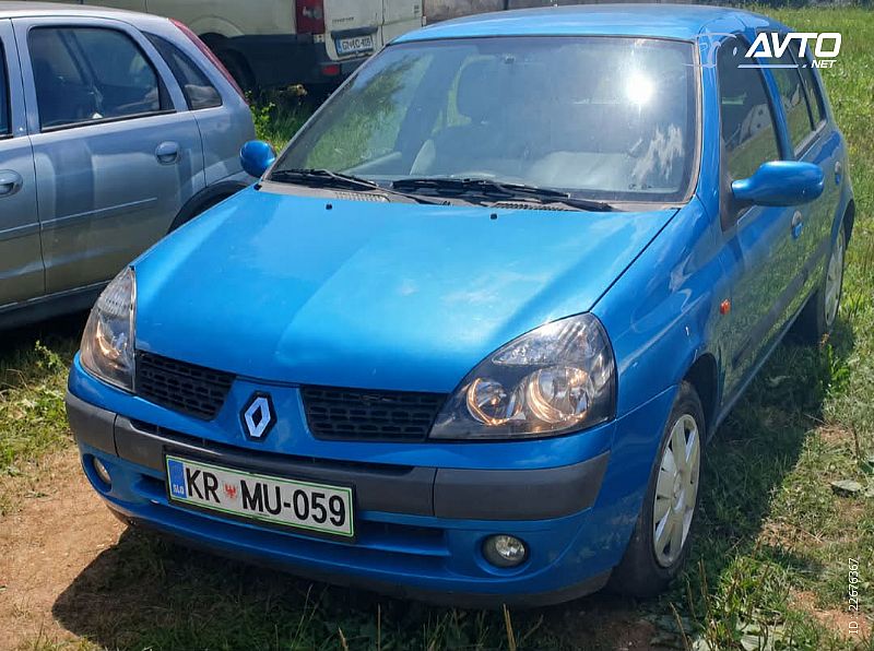 Renault&nbsp;Clio&nbsp;<small><strong></strong></small>